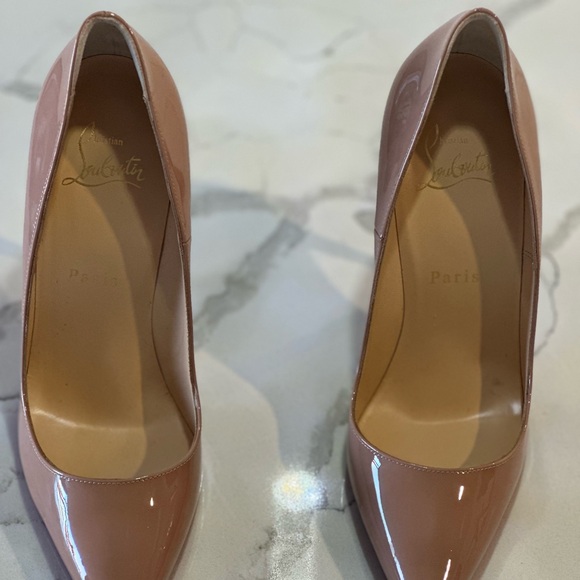 So Kate Christian Loubotin - Picture 4 of 7